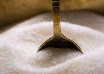 La crisi dello zucchero mette a rischio 200 posti di lavoro in Italia, l’effetto del Mercosur