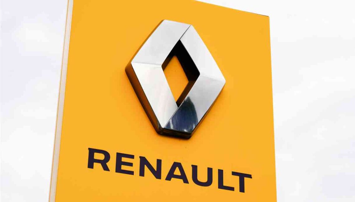 Renault: ricavi in crescita, risultato sconta svalutazione Nissan