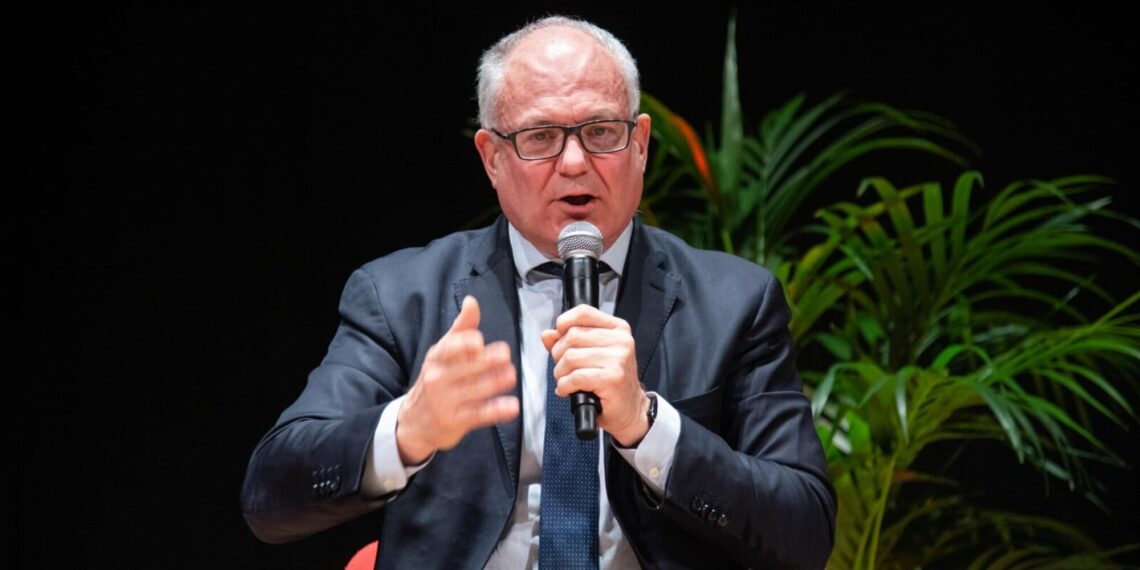 Nuovo stadio della Roma, c’è l’ok del Comune. Gualtieri: “Giornata storica”