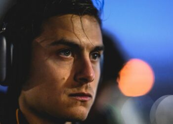 Guaio Dybala, stop lungo: per quanto tempo lo perde la Roma e com’è andata l’operazione al ginocchio