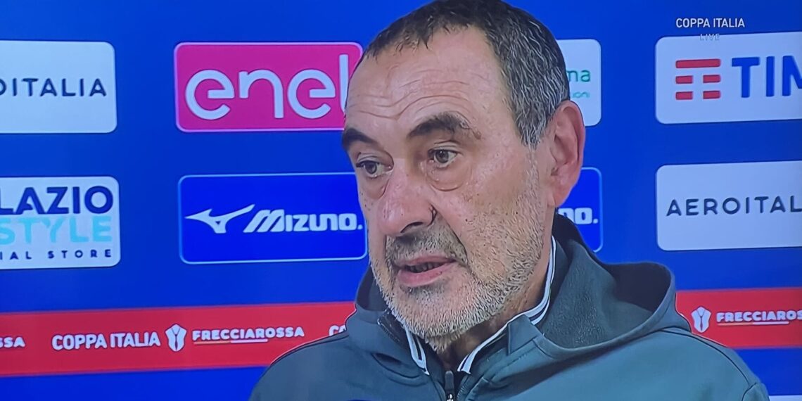 Sarri: “Rosa da riequilibrare. Situazione stadio molto triste, la Lazio si sta abituando”