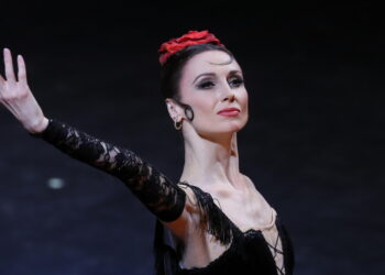 Svetlana Zakharova del Bolshoi non sarà al Gala di danza a Roma, ritirato l’invito