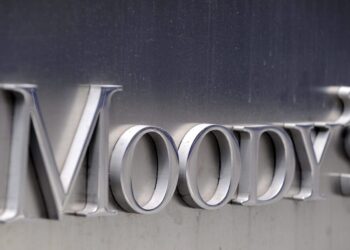 Moody’s lima il pil dell’Italia nel 2026 a +0,7%, inflazione accelera