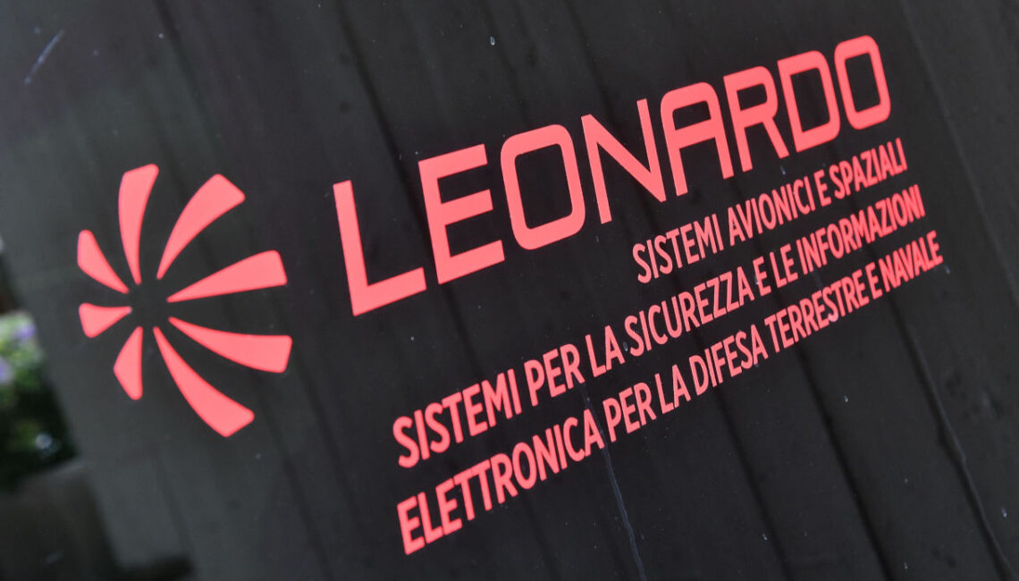 Leonardo presenta il piano industriale 2030, ricavi a 30 miliardi e strategia su AI e dati