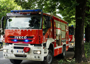 Fiamme in un appartamento a Civitavecchia, morta una donna