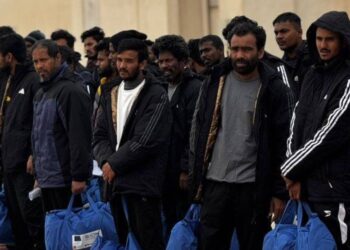 Sui rimpatri la maggioranza tira dritto, muro delle opposizioni sul decreto