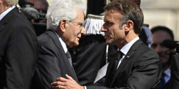 Mattarella scrive a Macron: inammissibile l’attacco all’Unifil in Libano