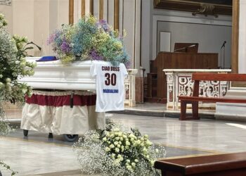 Maddaloni si è fermata per dare l’ultimo saluto a Sofia