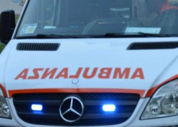 Firenze, 17enne in gita scolastica accusa un malore e muore