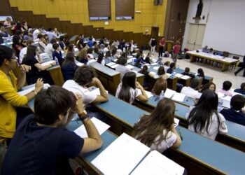Reddito di merito, 1.000 euro al mese agli studenti universitari in Calabria