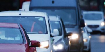 Via il bollo auto, ok dalle Regioni di centrodestra, allarme di Giani sui ristori
