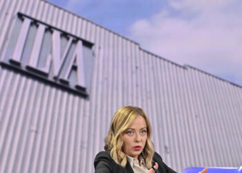 Il governo studia misure per i lavoratori dell’indotto ex Ilva